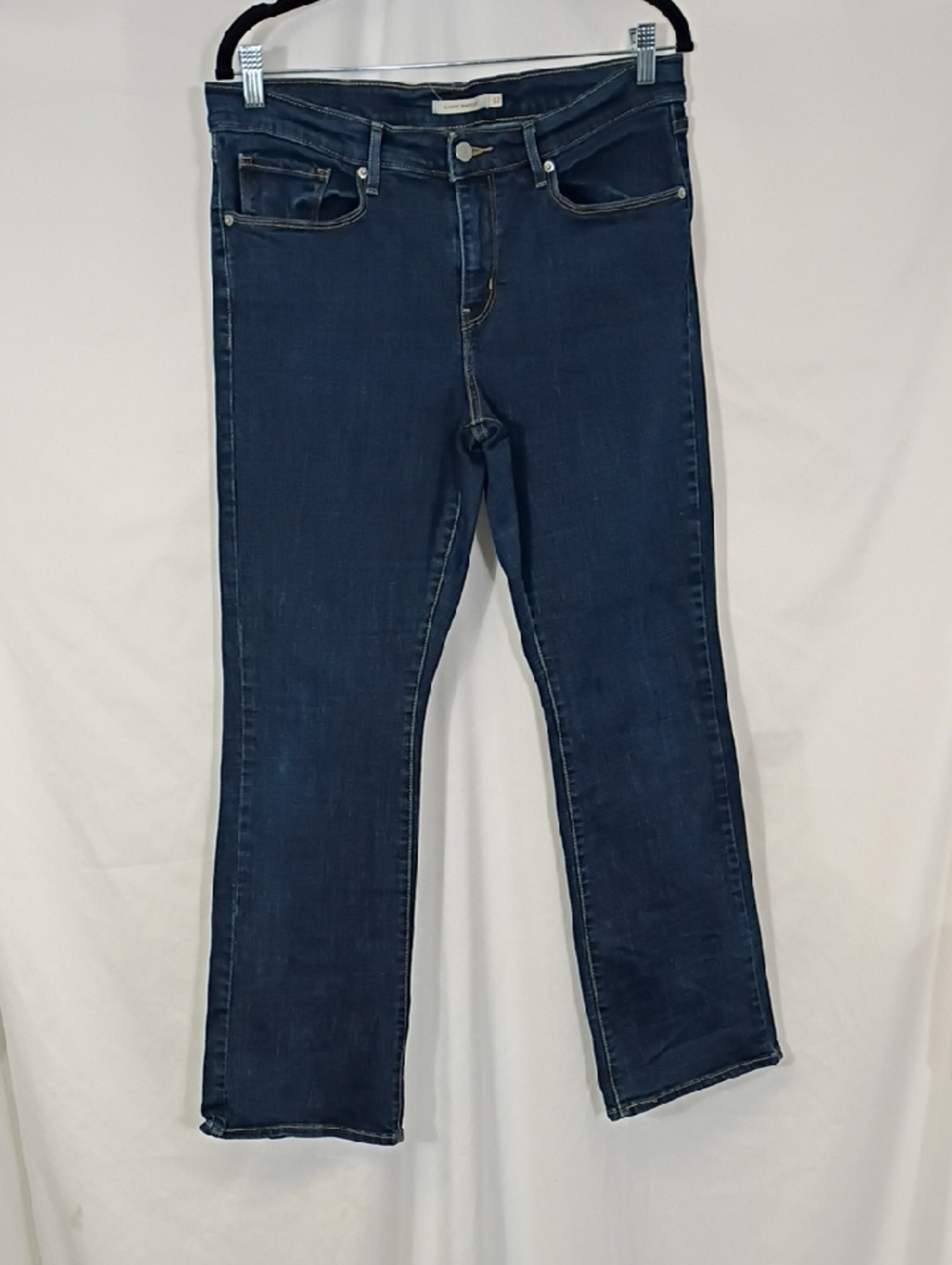 EUC Levi Strauss & Co Women's Dark Wash Classic Bootcut Jeans Size 12 Denim